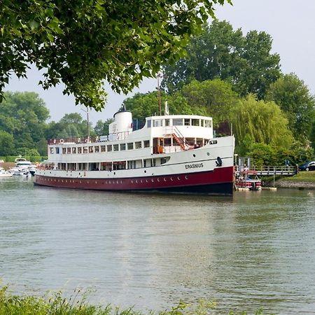 Bed and Breakfast De Logeerboot Дордрехт Экстерьер фото