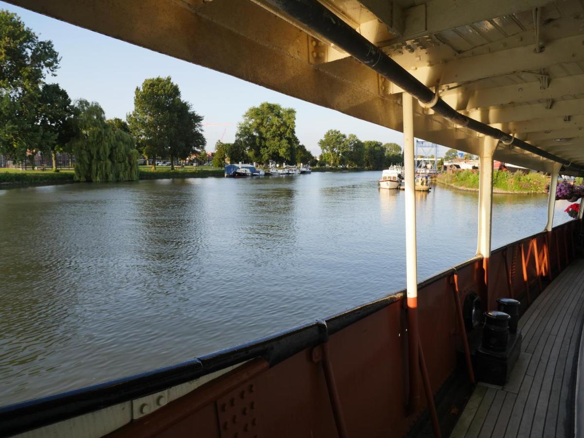 Bed and Breakfast De Logeerboot Дордрехт Экстерьер фото
