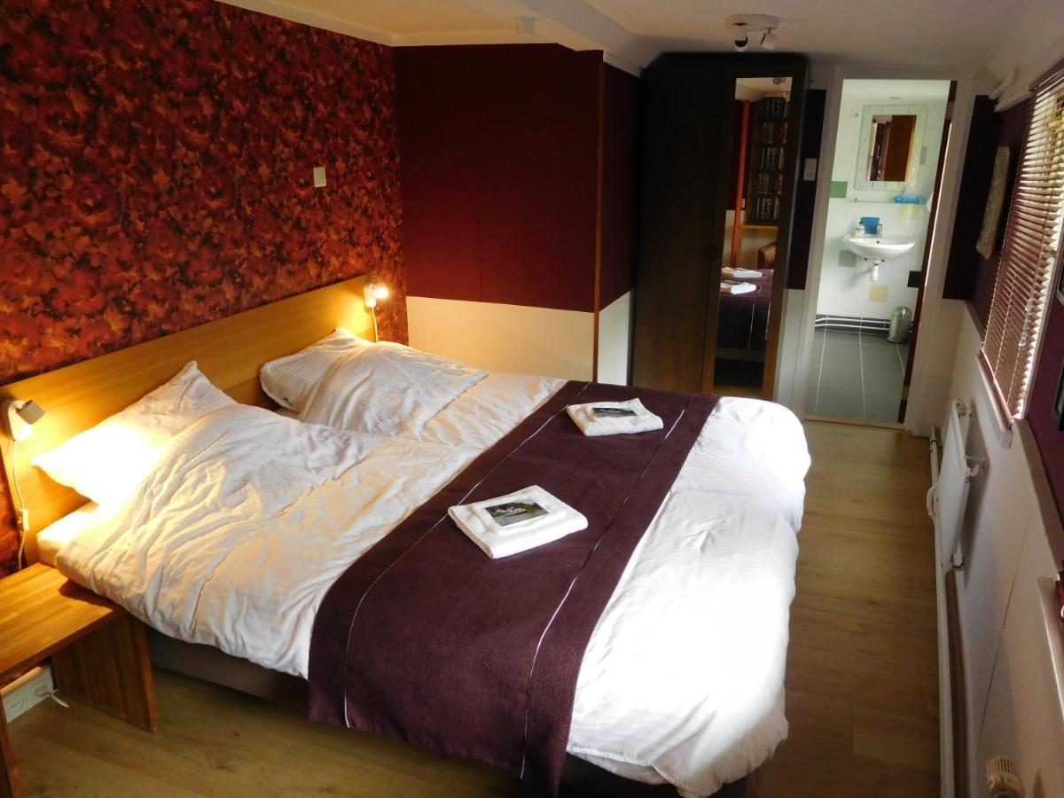Bed and Breakfast De Logeerboot Дордрехт Экстерьер фото