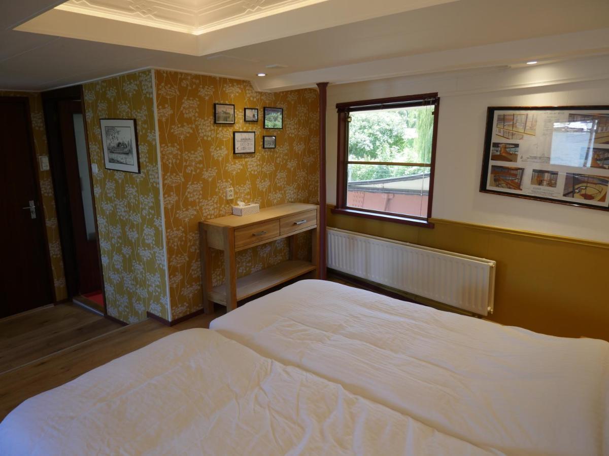 Bed and Breakfast De Logeerboot Дордрехт Экстерьер фото